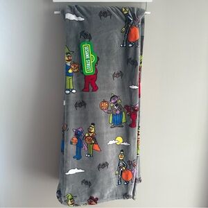 New Sesame Street Grey Halloween Throw Blanket 60x70 Bert Elmo Cookie Monster